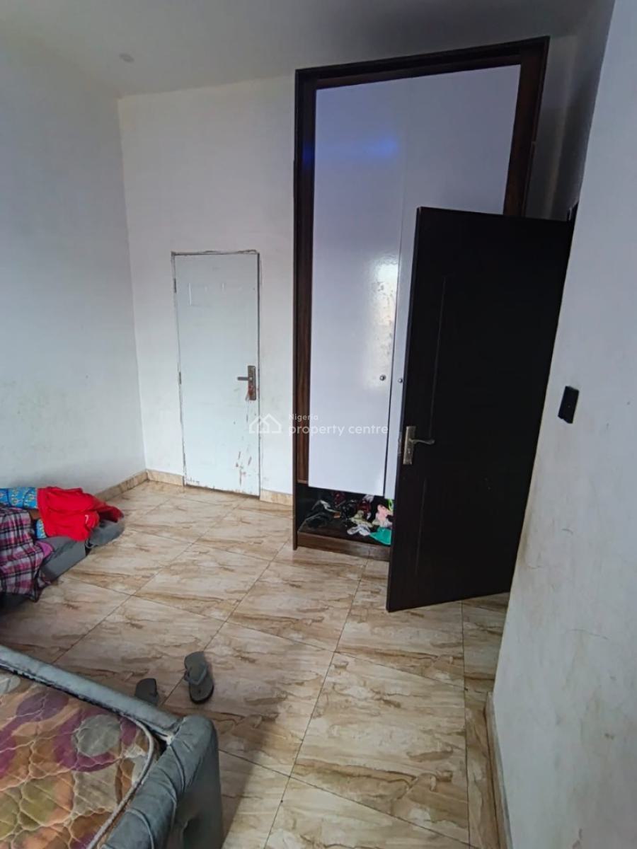 a Clean and Spacious Room in a Duplex Available, Thomas Estate, Ajah, Lagos, Self Contain (single Rooms) for Rent