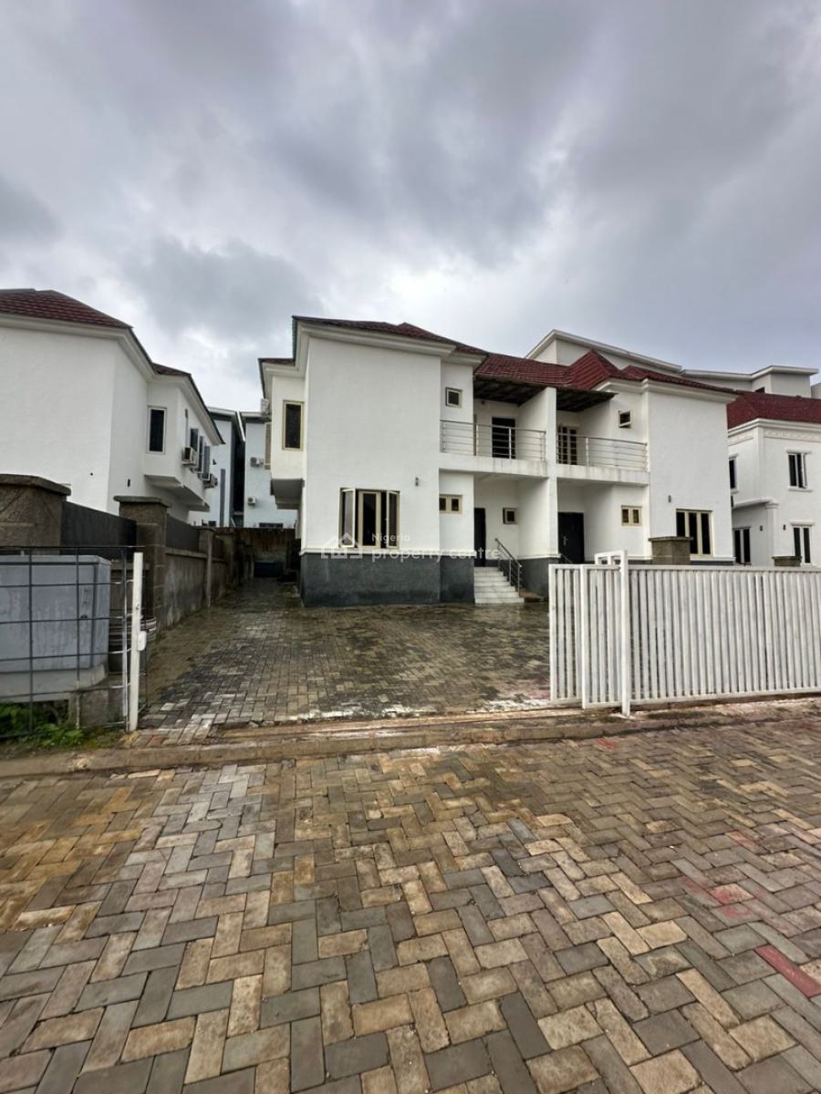 Nice 3 Bedrooms Gated Semidetached Duplex with Bq, Idu Industrial, Abuja, Semi-detached Duplex for Sale