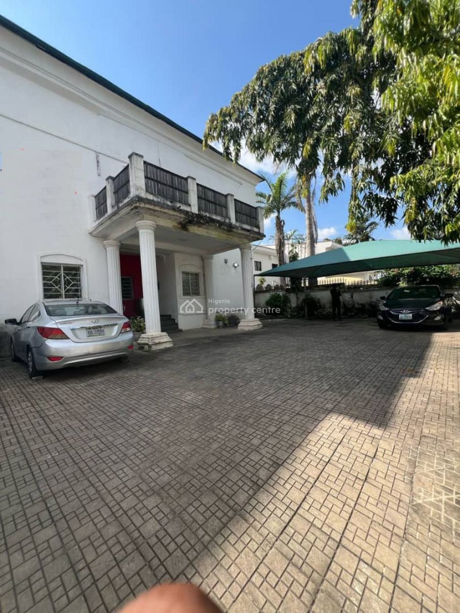 6 Bedrooms Detached House with 2 Rooms Bq, Off Gana Street, Maitama District, Abuja, Detached Duplex for Sale