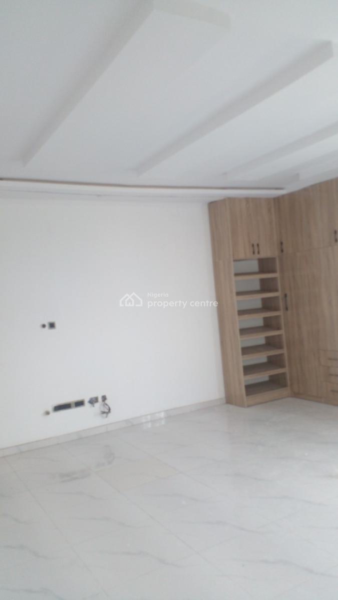 4 Ensuite Bedroom + Bq with Quality Finishing, Scheme 2, Ajah, Lagos, Commercial Property for Sale