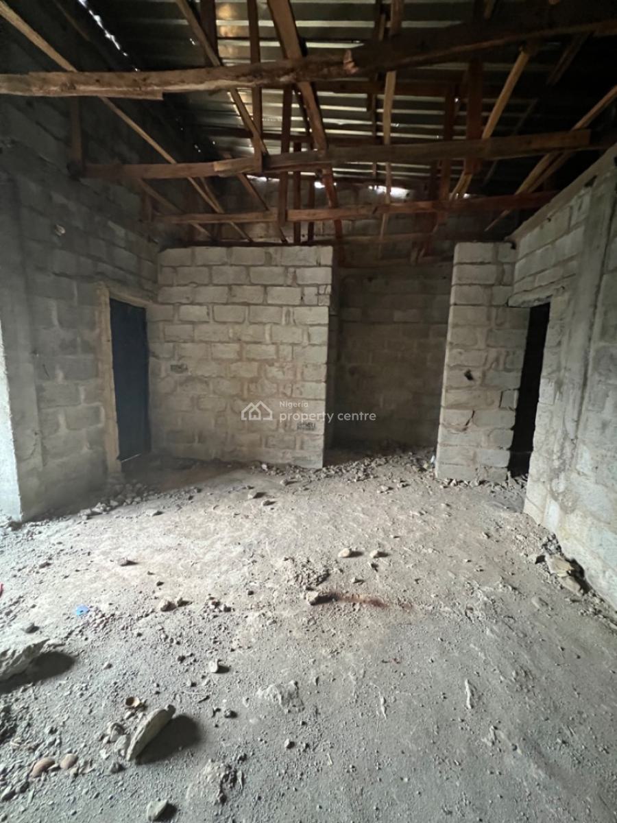 3 Bedrooms Terraced Duplex (carcass), Galadimawa, Abuja, Terraced Duplex for Sale