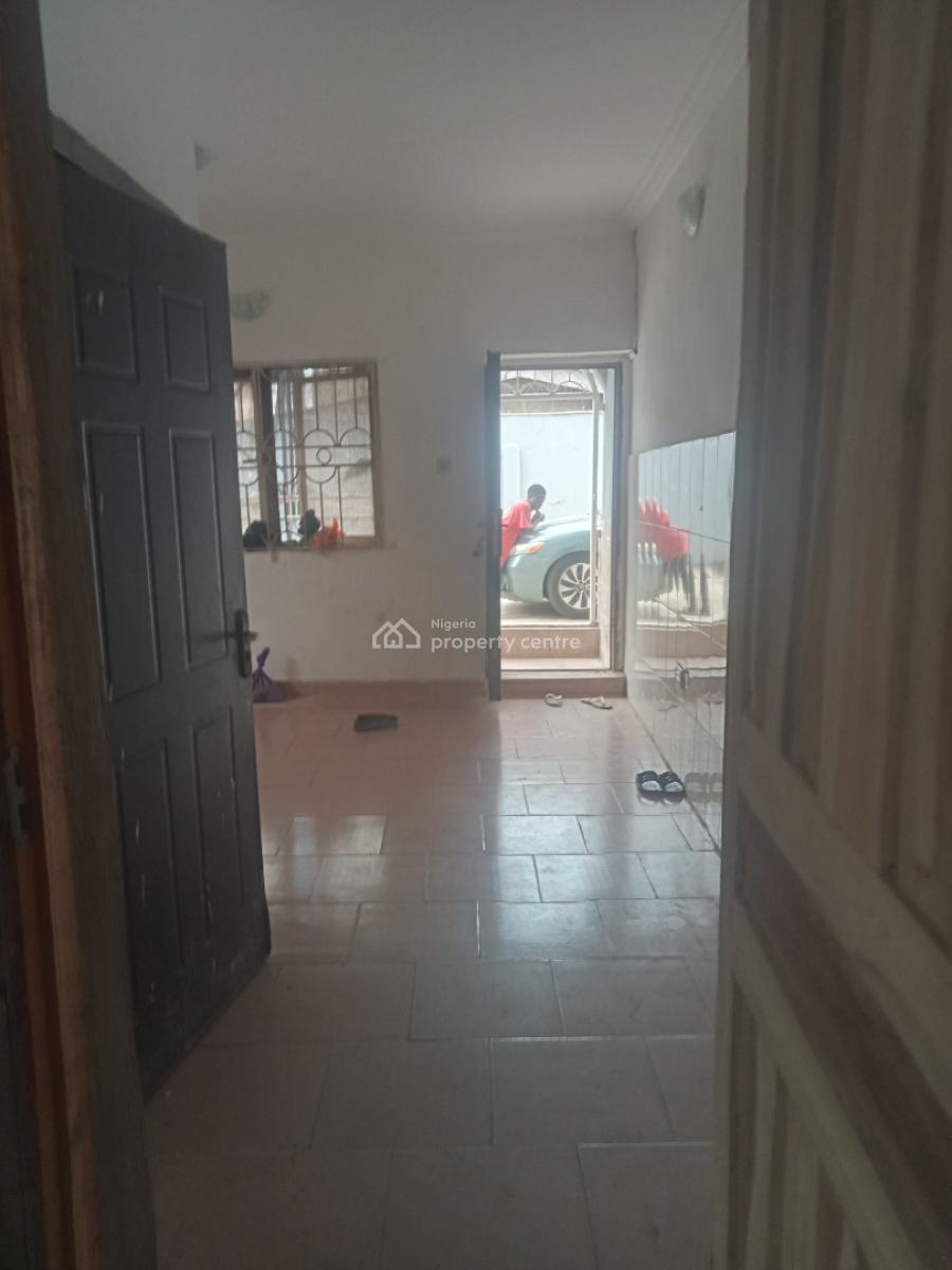 Neatly Used Mini Flat Apartment (2 Toilets), New Oko Oba, New Oko-oba, Agege, Lagos, Mini Flat (room and Parlour) for Rent