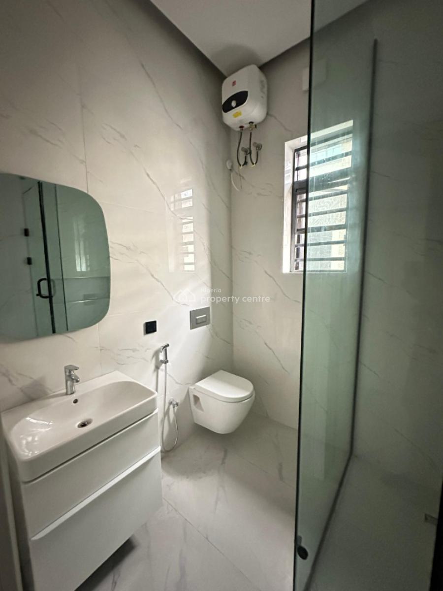 Very Spacious Standard Luxury 4 Bedroom Penthouse with Elevator ️, Lekki Phase 1, Lekki, Lagos, Detached Duplex for Sale