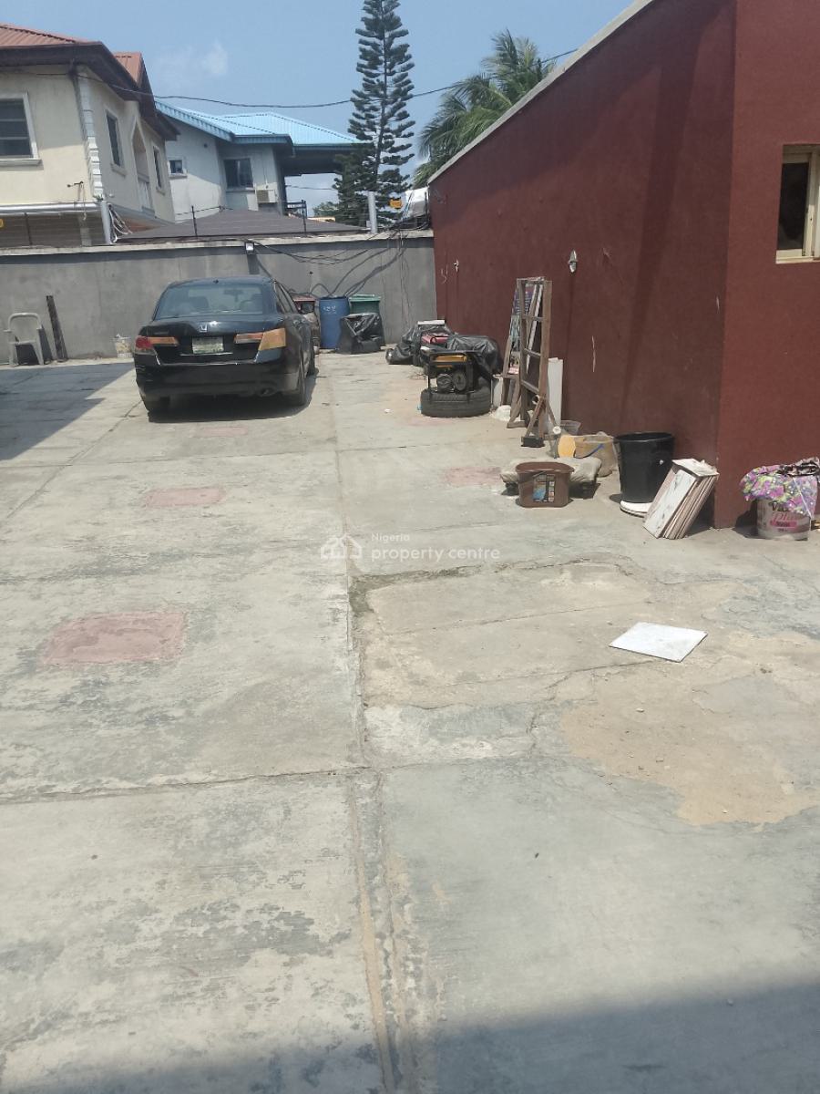 Luxury Apartment, Mobil Road, Alaguntan, Ajah, Lagos, Mini Flat (room and Parlour) for Rent