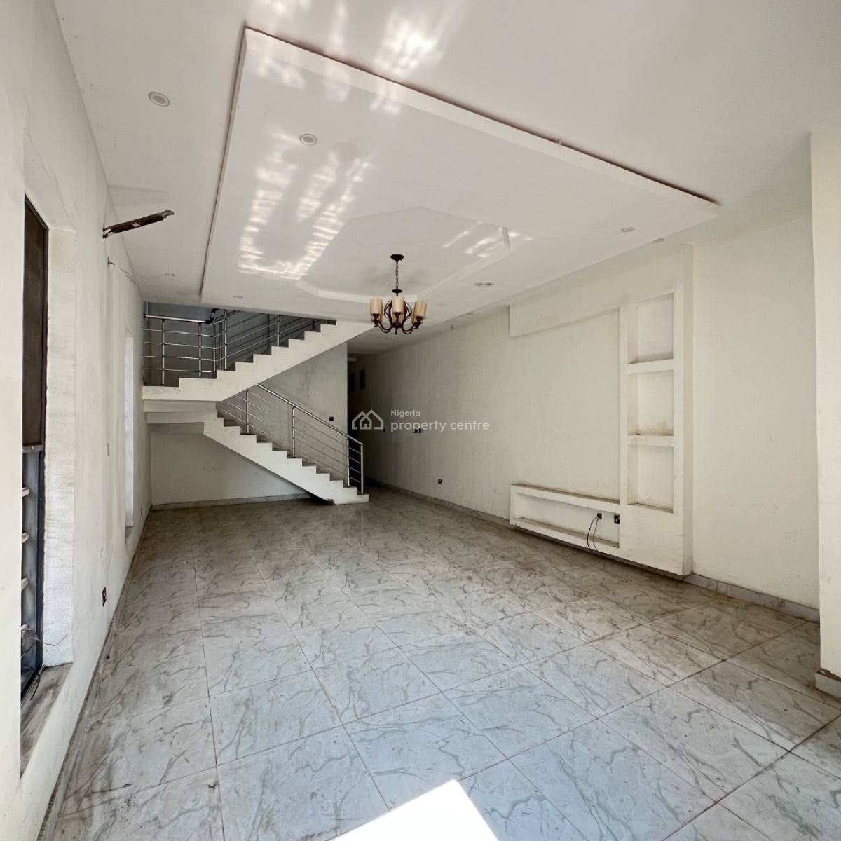 4 Bedrooms & Bq, Ikota, Lekki, Lagos, Semi-detached Duplex for Sale