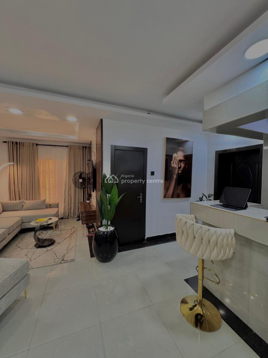 Luxury 1-bedroom at Ikeja Gra, Gra, Ikeja, Lagos, Flat / Apartment Short Let