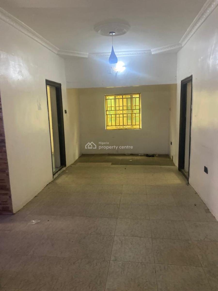 Clean 3 Bedroom Flat Apartment, Gra Phase 1, Magodo, Lagos, Flat / Apartment for Rent