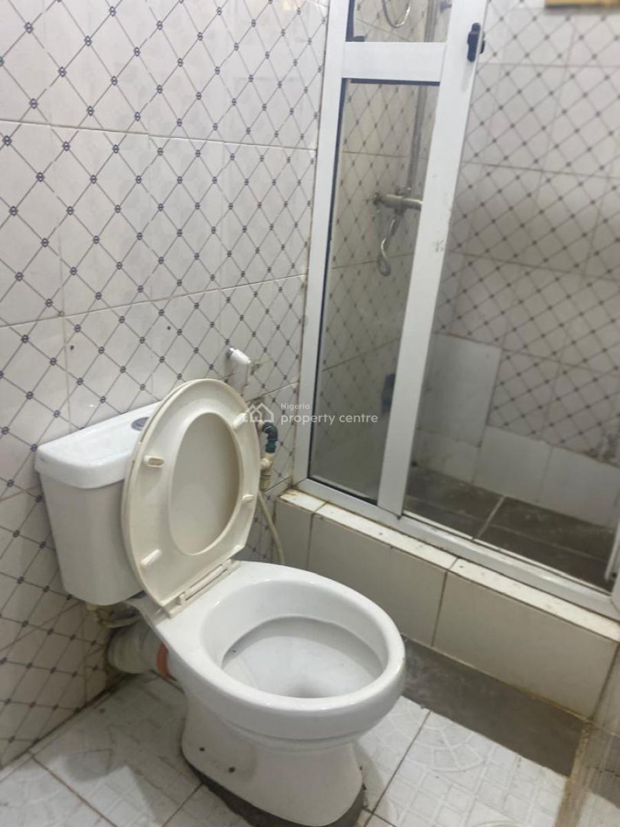 3 Bedroom Apartment, Gra Phase 1, Magodo, Lagos, Flat / Apartment for Rent