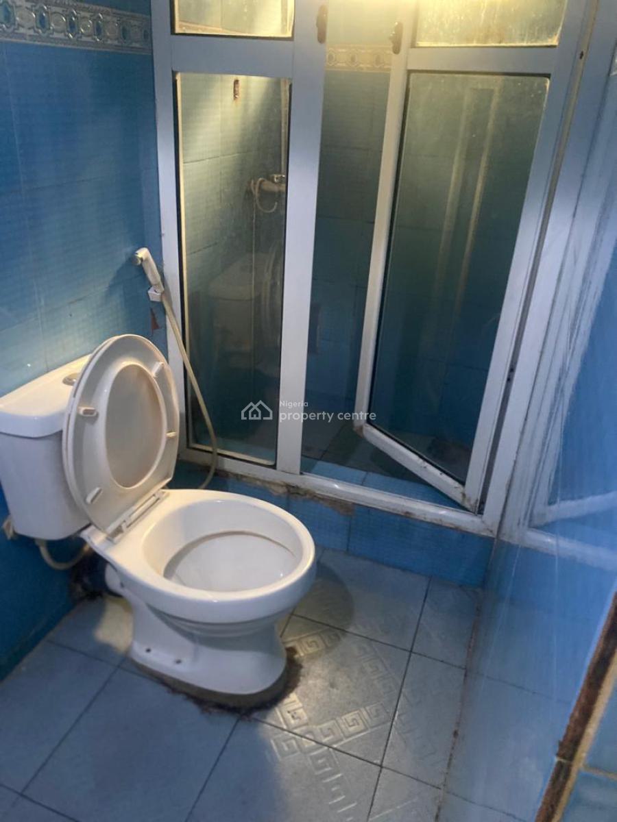3 Bedroom Apartment, Gra Phase 1, Magodo, Lagos, Flat / Apartment for Rent