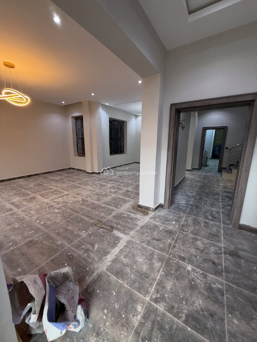5-bedroom Terrace Duplex with Bq, Dawaki, Gwarinpa, Abuja, Terraced Duplex for Sale