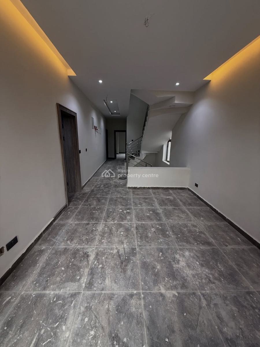 5-bedroom Terrace Duplex with Bq, Dawaki, Gwarinpa, Abuja, Terraced Duplex for Sale