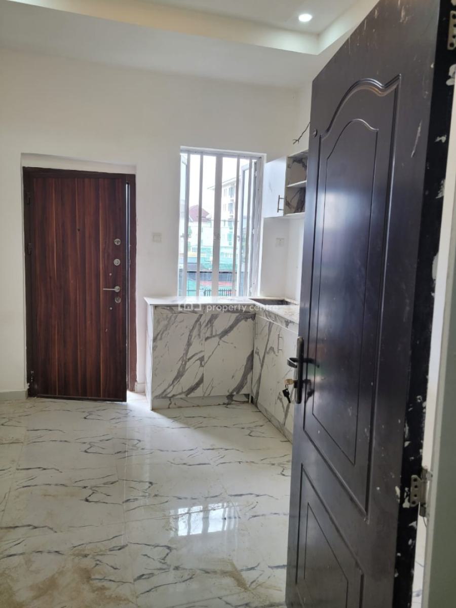 1 Bedroom Mini Flat, Chisco, Ikate, Lekki, Lagos, Mini Flat (room and Parlour) for Rent