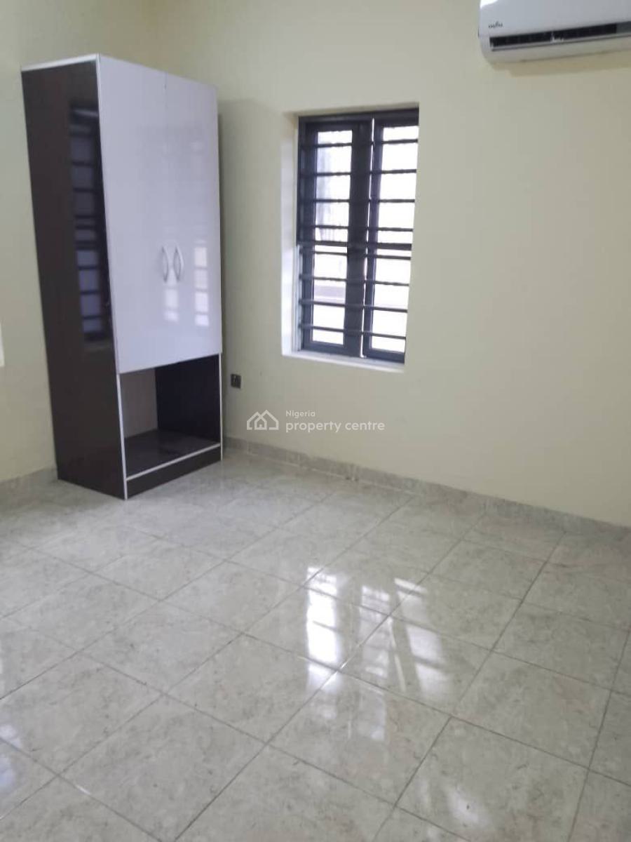 Fully Service 2bedroom Flat at Ikota Villa Estate Lekki, Ikota Villa Estate Lekki, Lekki, Lagos, Terraced Duplex for Rent