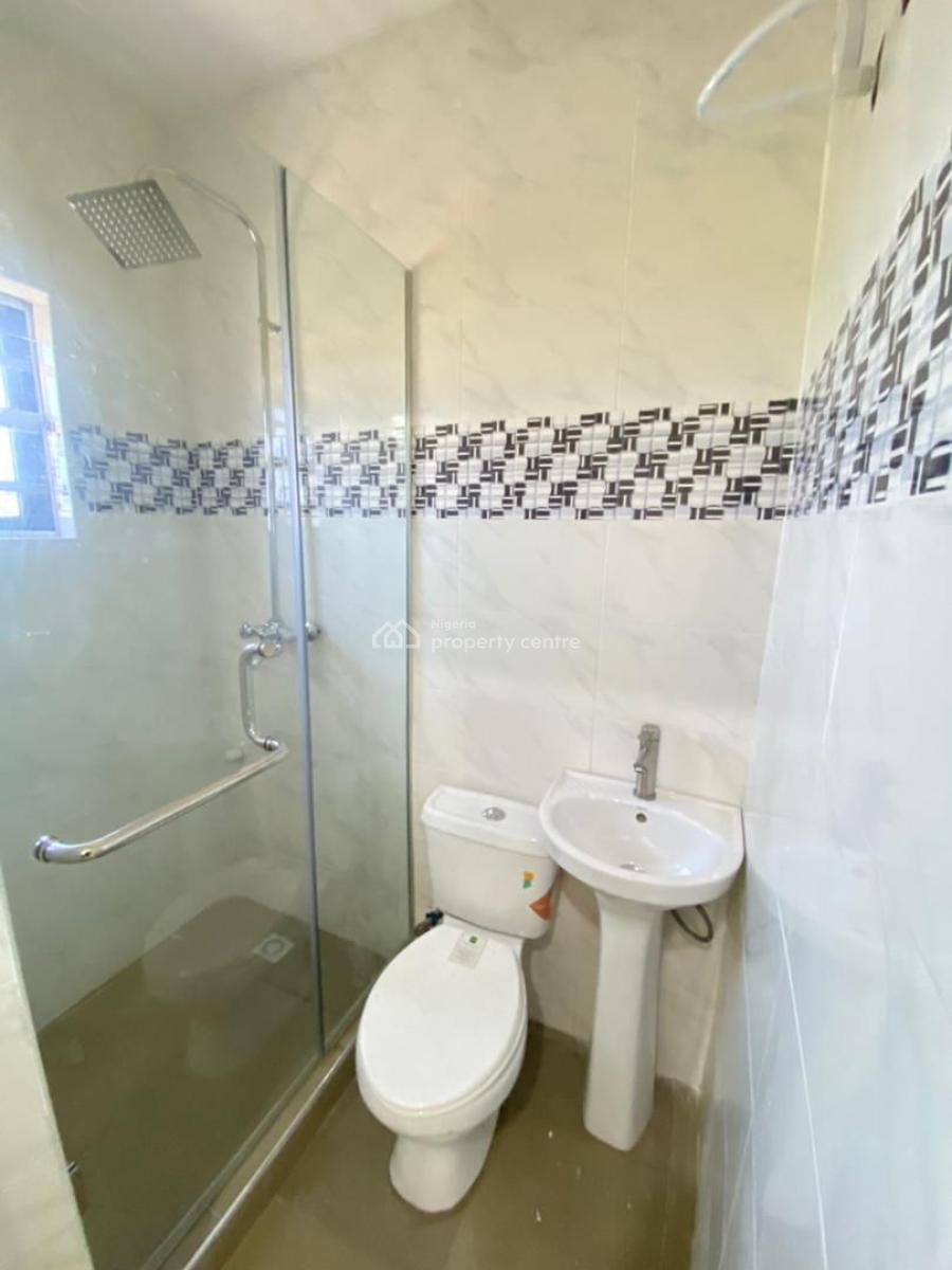 Fully Service 2bedroom Flat at Ikota Villa Estate Lekki, Ikota Villa Estate Lekki, Lekki, Lagos, Terraced Duplex for Rent