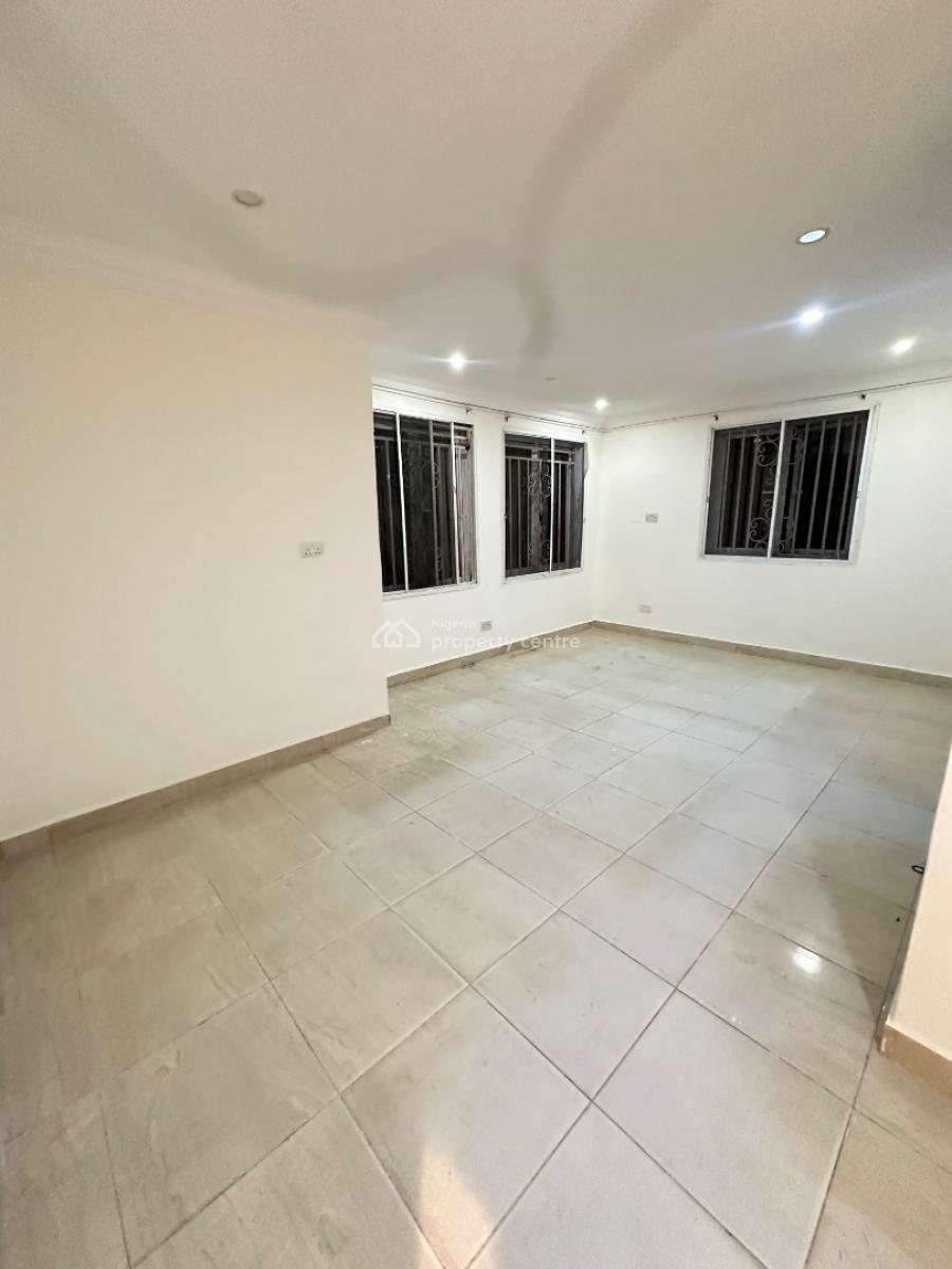 Standard and Spacious Renovated 2 Bedroom Apartment, Emma Abimbola Cole Off Fola Osibo, Lekki Phase 1, Lekki, Lagos, Flat / Apartment for Rent