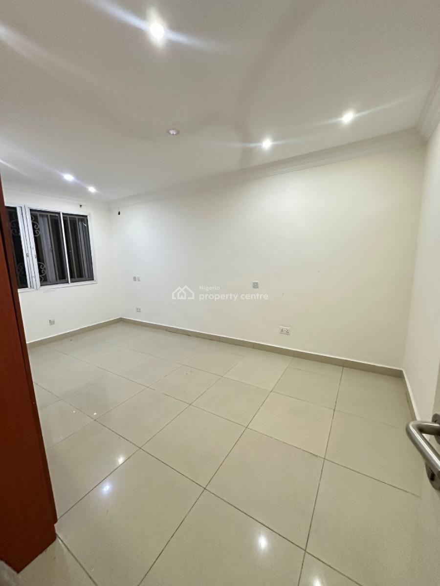 Standard and Spacious Renovated 2 Bedroom Apartment, Emma Abimbola Cole Off Fola Osibo, Lekki Phase 1, Lekki, Lagos, Flat / Apartment for Rent