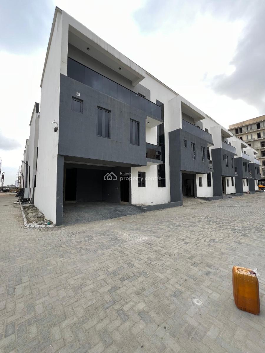 Well Built 4 Bedroom Terraced Duplex in a Secured Location, Lekki Phase 1, Lekki, Lagos, Terraced Duplex for Sale