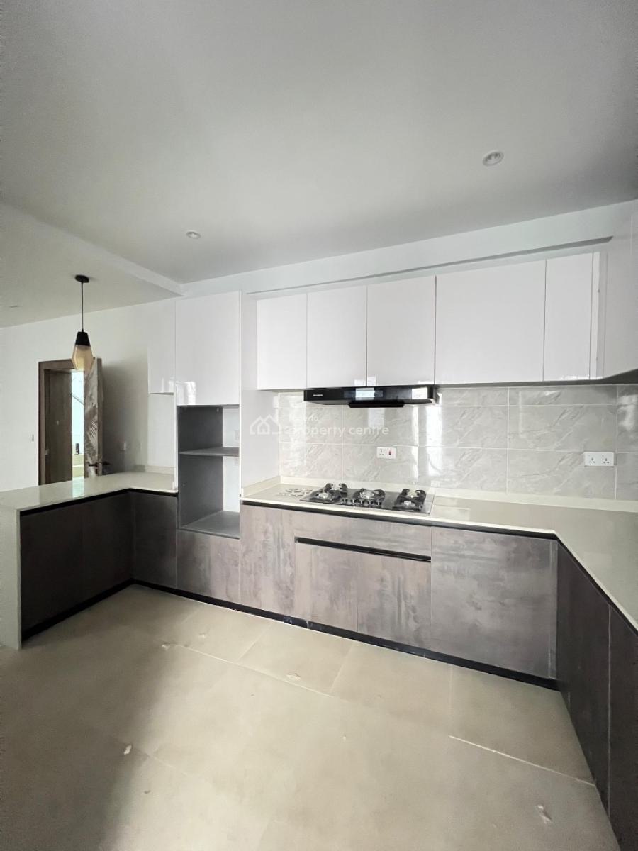Well Built 4 Bedroom Terraced Duplex in a Secured Location, Lekki Phase 1, Lekki, Lagos, Terraced Duplex for Sale