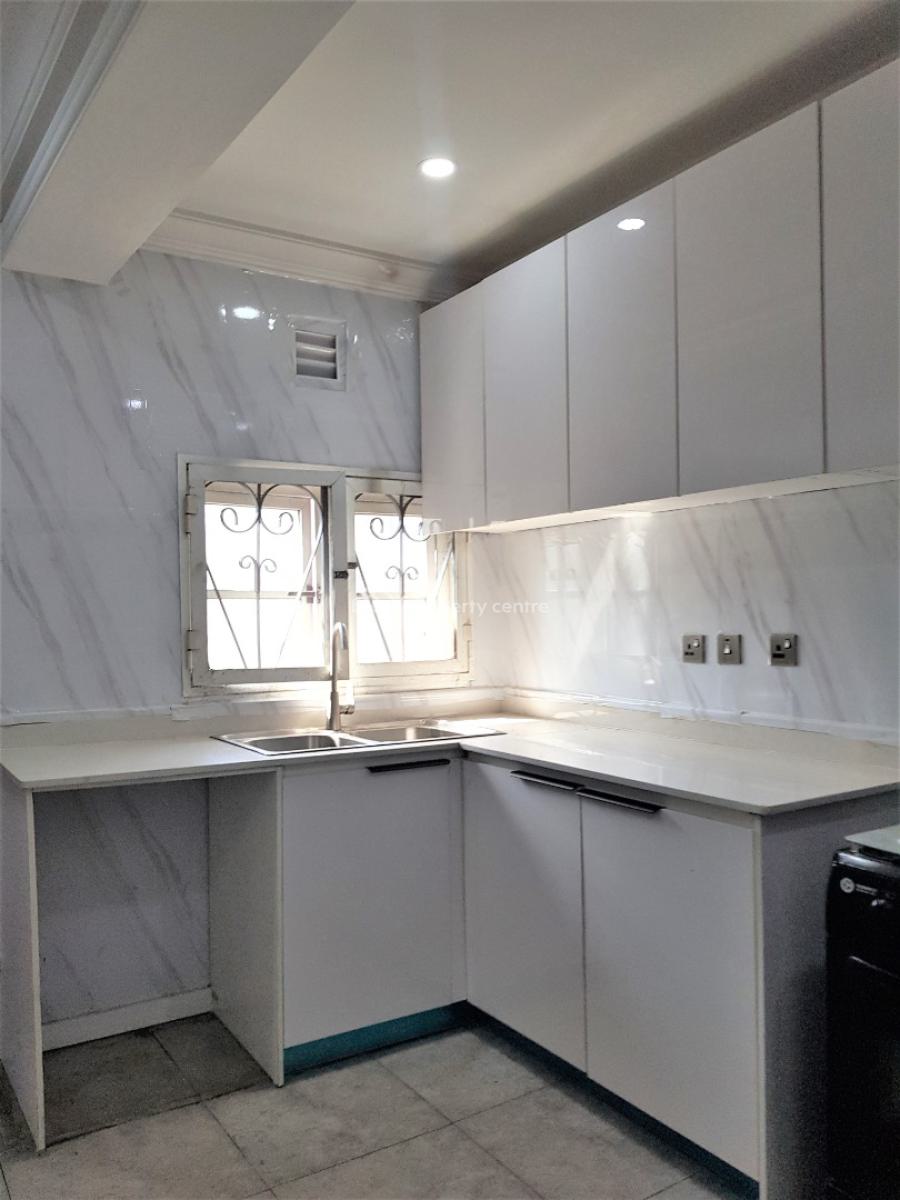 a Fully Serviced 3 Bedroom Flat with Bq - Ground Floor, Off Admiralty Way, Lekki Phase 1, Lekki, Lagos, Flat / Apartment for Rent