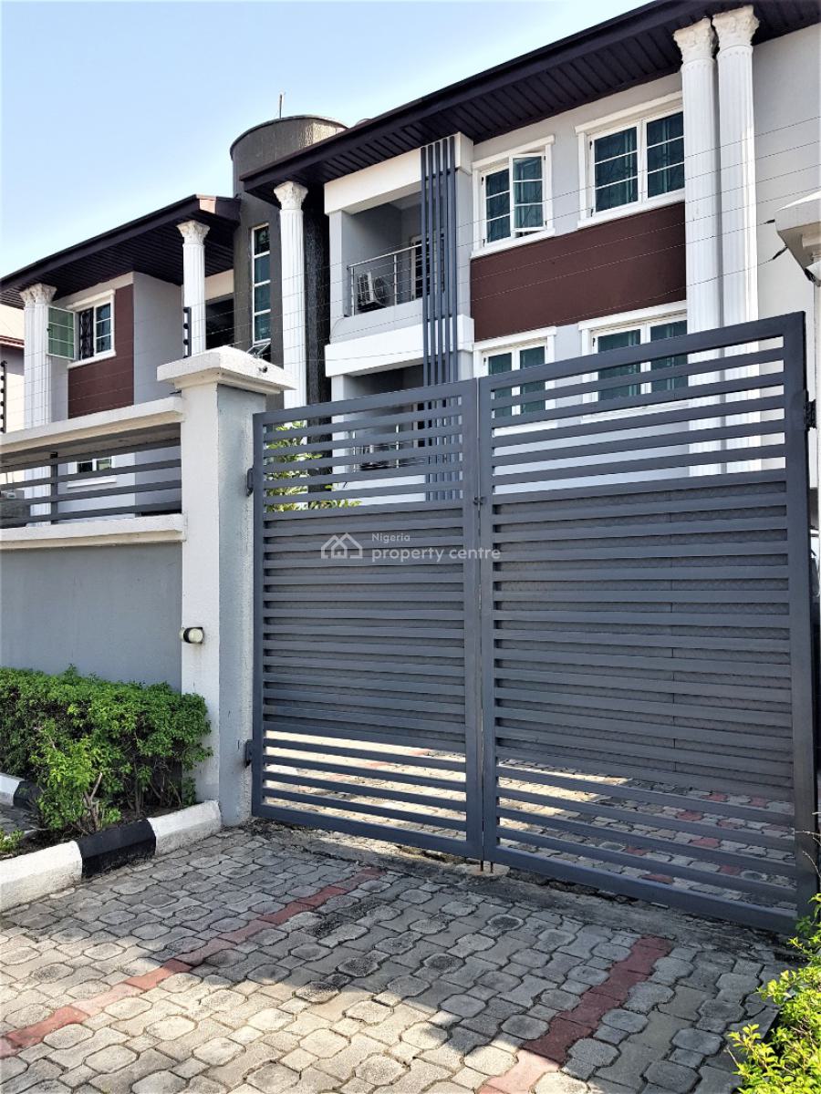 a Fully Serviced 3 Bedroom Flat with Bq - Ground Floor, Off Admiralty Way, Lekki Phase 1, Lekki, Lagos, Flat / Apartment for Rent