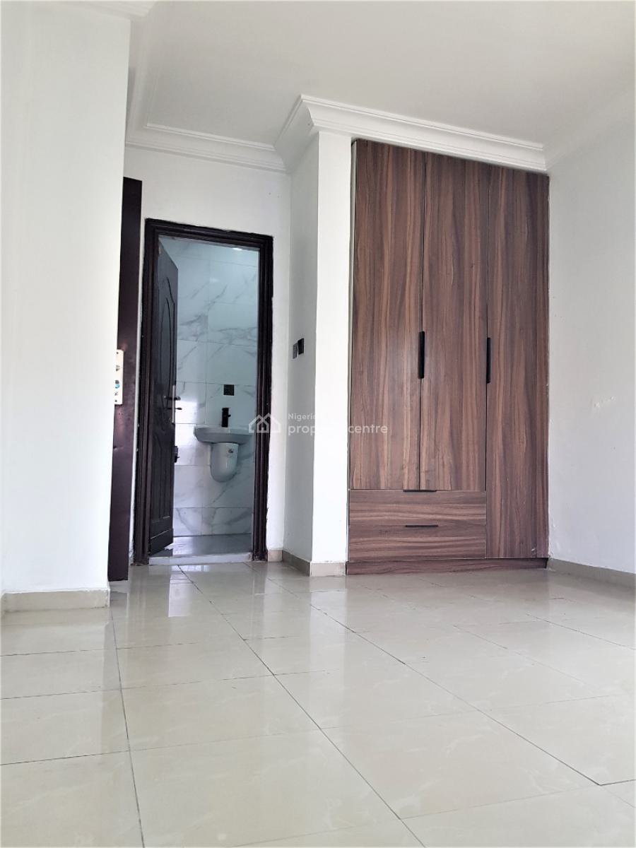 a Fully Serviced 3 Bedroom Flat with Bq - Ground Floor, Off Admiralty Way, Lekki Phase 1, Lekki, Lagos, Flat / Apartment for Rent