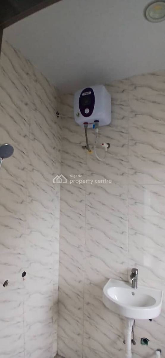 2 Bedroom Flat, Newtown Estate, Ogombo, Ajah, Lagos, House for Rent