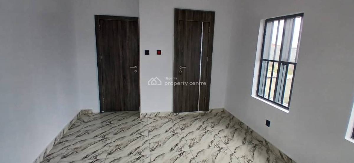 2 Bedroom Flat, Newtown Estate, Ogombo, Ajah, Lagos, House for Rent