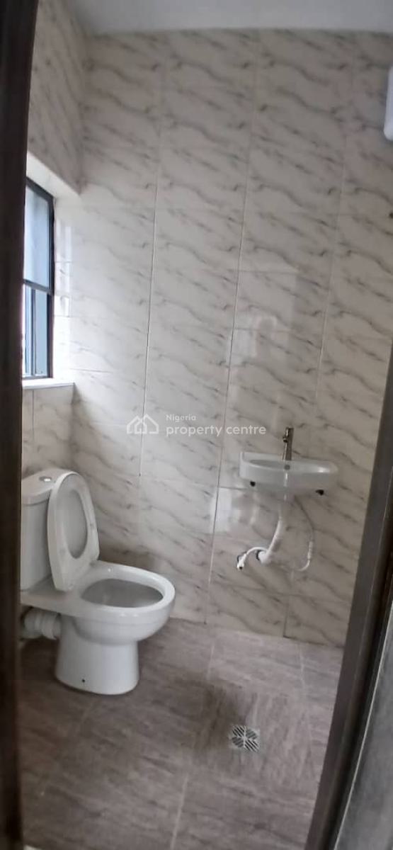 2 Bedroom Flat, Newtown Estate, Ogombo, Ajah, Lagos, House for Rent