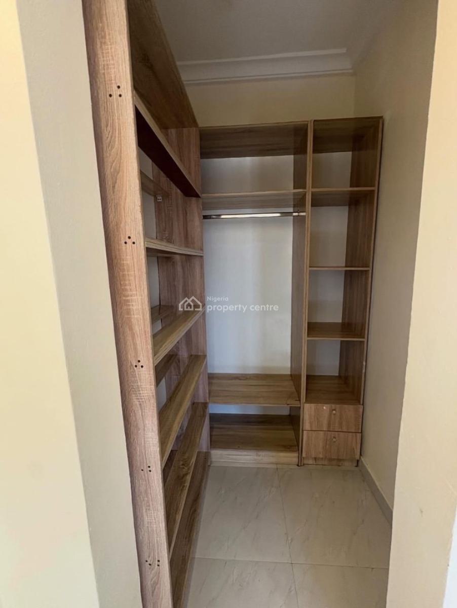 Beautifully Built 2bed Apartment with Swimming Pool &gym in Ikate, Ikate ,lekki ,lagos , Nigeria, Ikate, Lekki, Lagos, Flat / Apartment for Rent