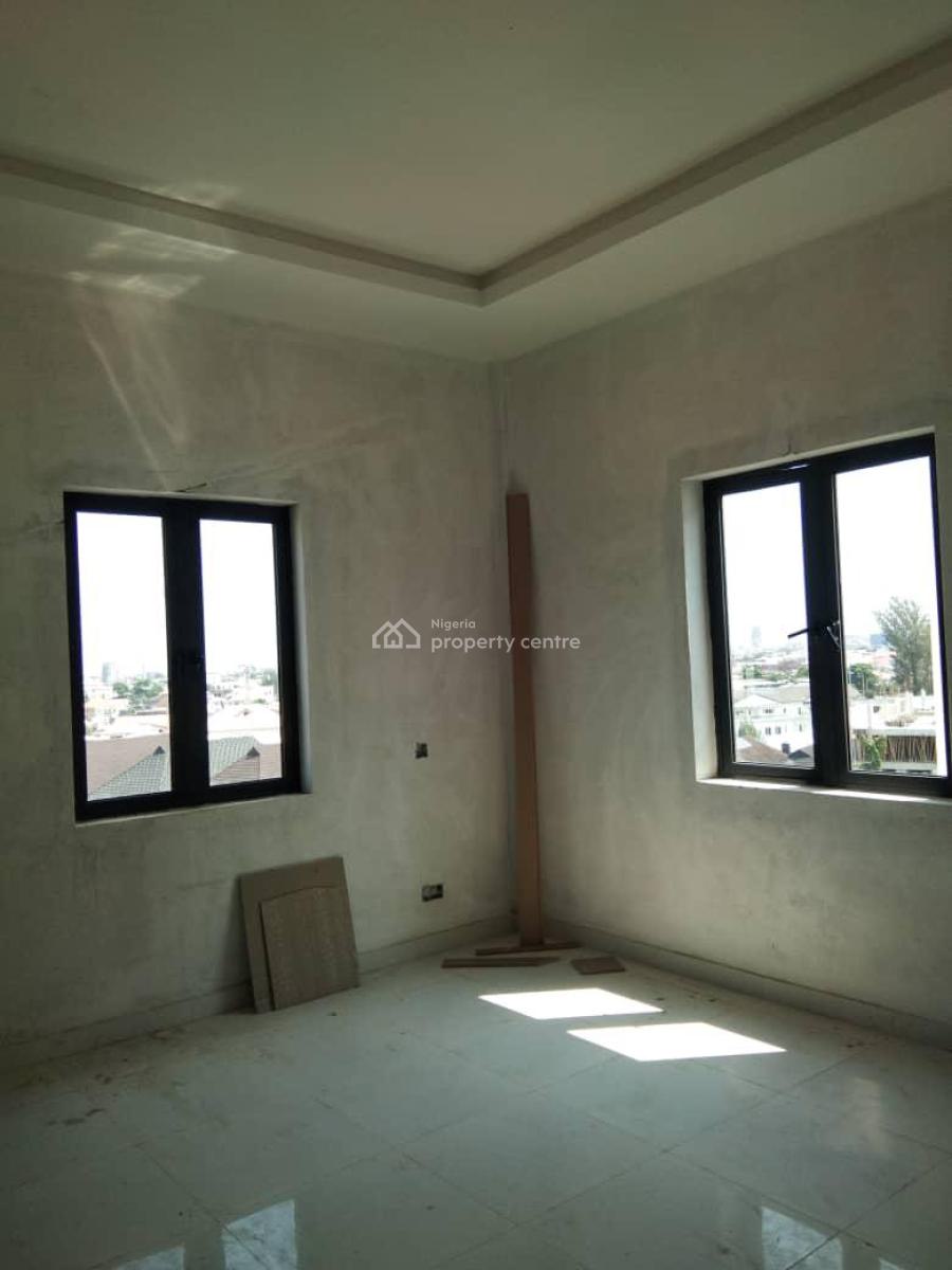 3 Bedroom Apartment, Lekki Phase 1, Lekki, Lagos, Flat / Apartment for Sale