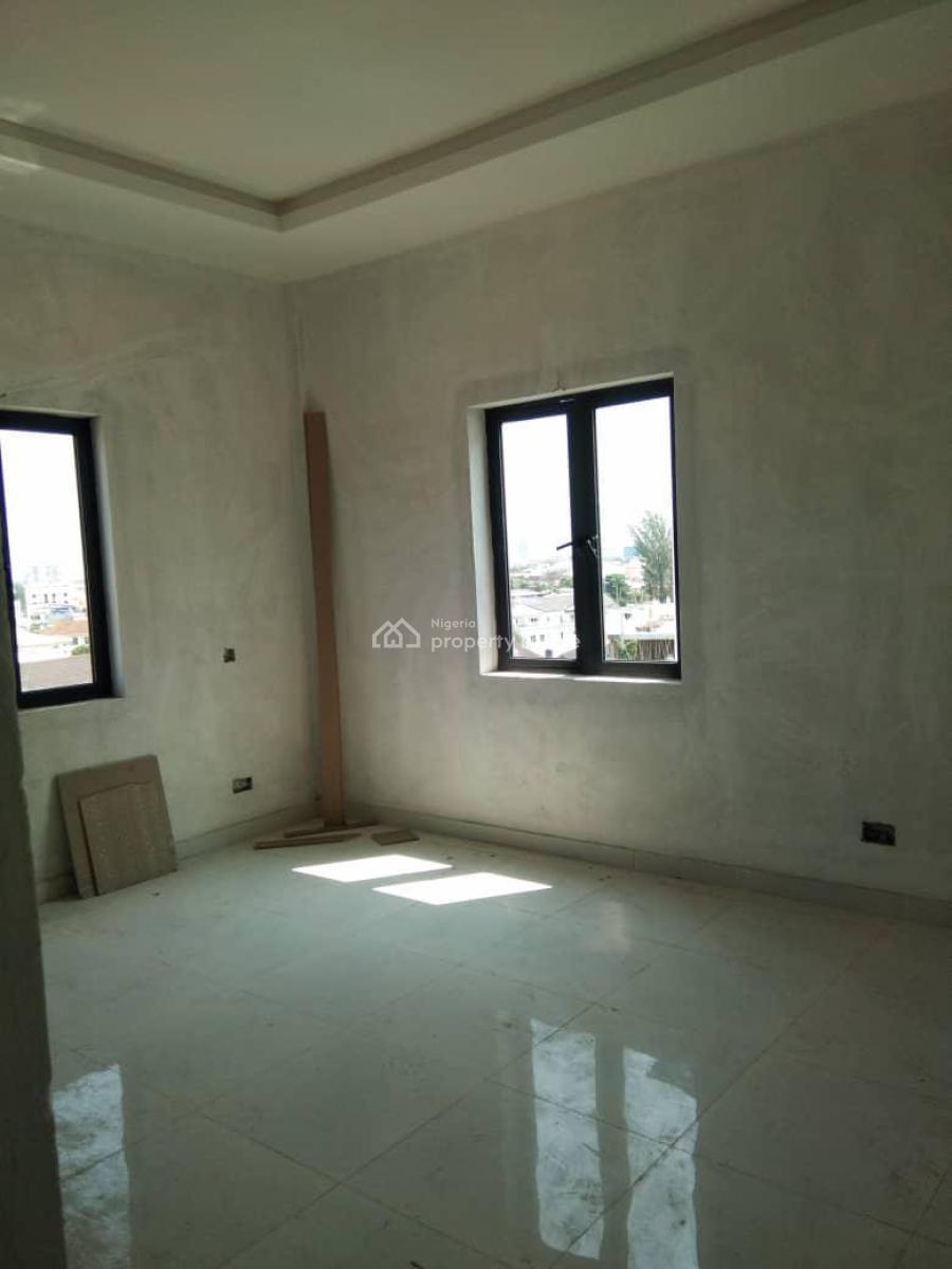 3 Bedroom Apartment, Lekki Phase 1, Lekki, Lagos, Flat / Apartment for Sale