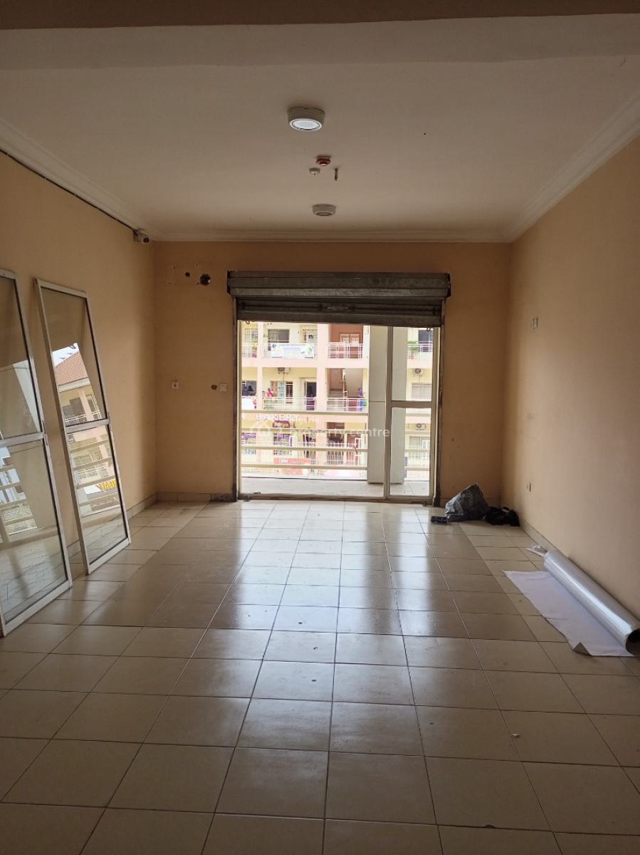 Specious Plaza Shop Available for Lease, 1st Avenue, Gwarinpa, Abuja, Shop for Rent