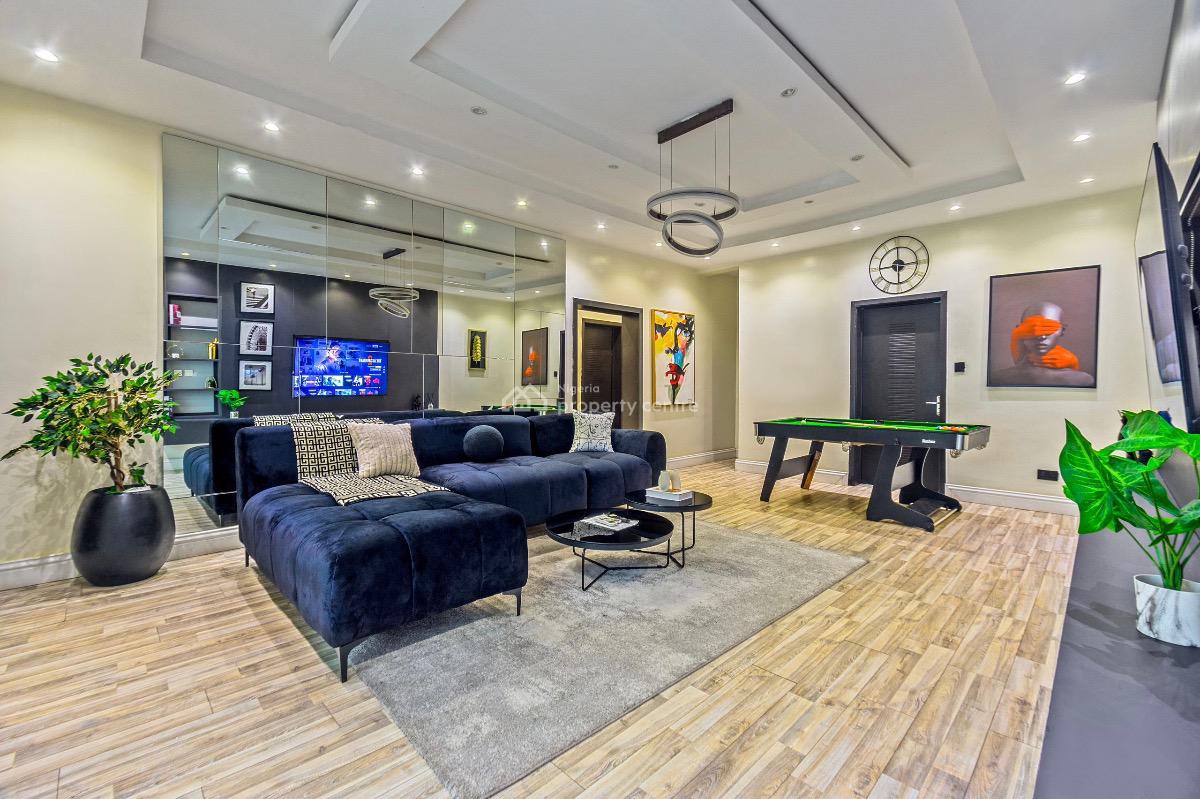 Luxury 3 Bedroom Apartment with Snooker, Table Tennis and Pool, Lekki Phase 1, Lekki, Lagos, Flat / Apartment Short Let