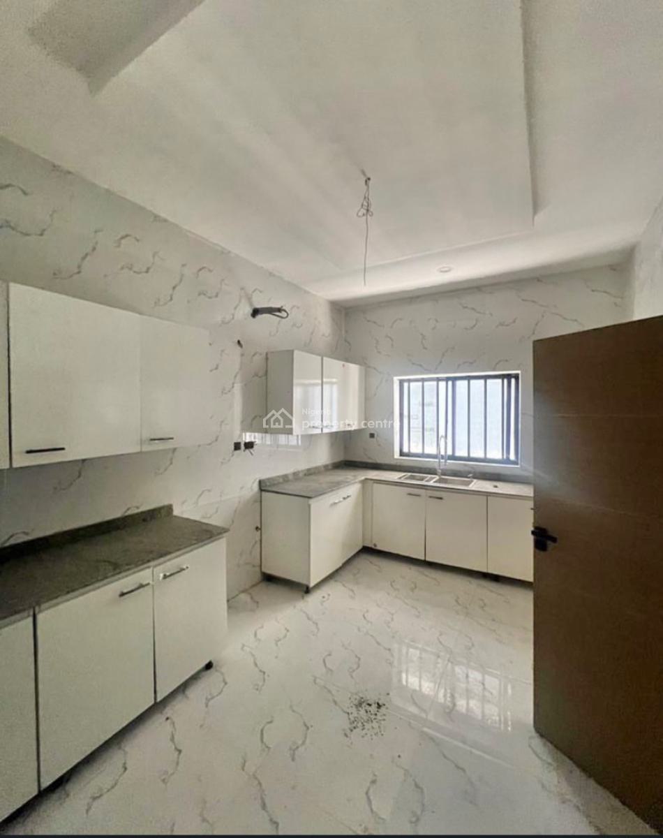 Newly Built Sea-view 3 Bedroom Apartment (penthouse) on 6th Floor, Ikate, Lekki, Lagos, Flat / Apartment for Rent