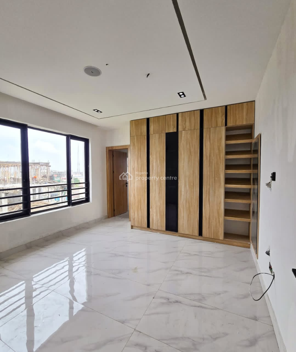 Spacious & Luxury Service 2bedroom Flat with Bq at Freedom Way Lekki, Freedom Way Lekki, Lekki, Lagos, Block of Flats for Sale