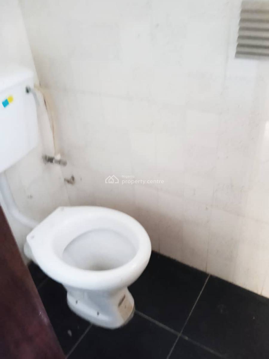 Shop, Around Alade Market, Ikeja, Lagos, Shop for Rent
