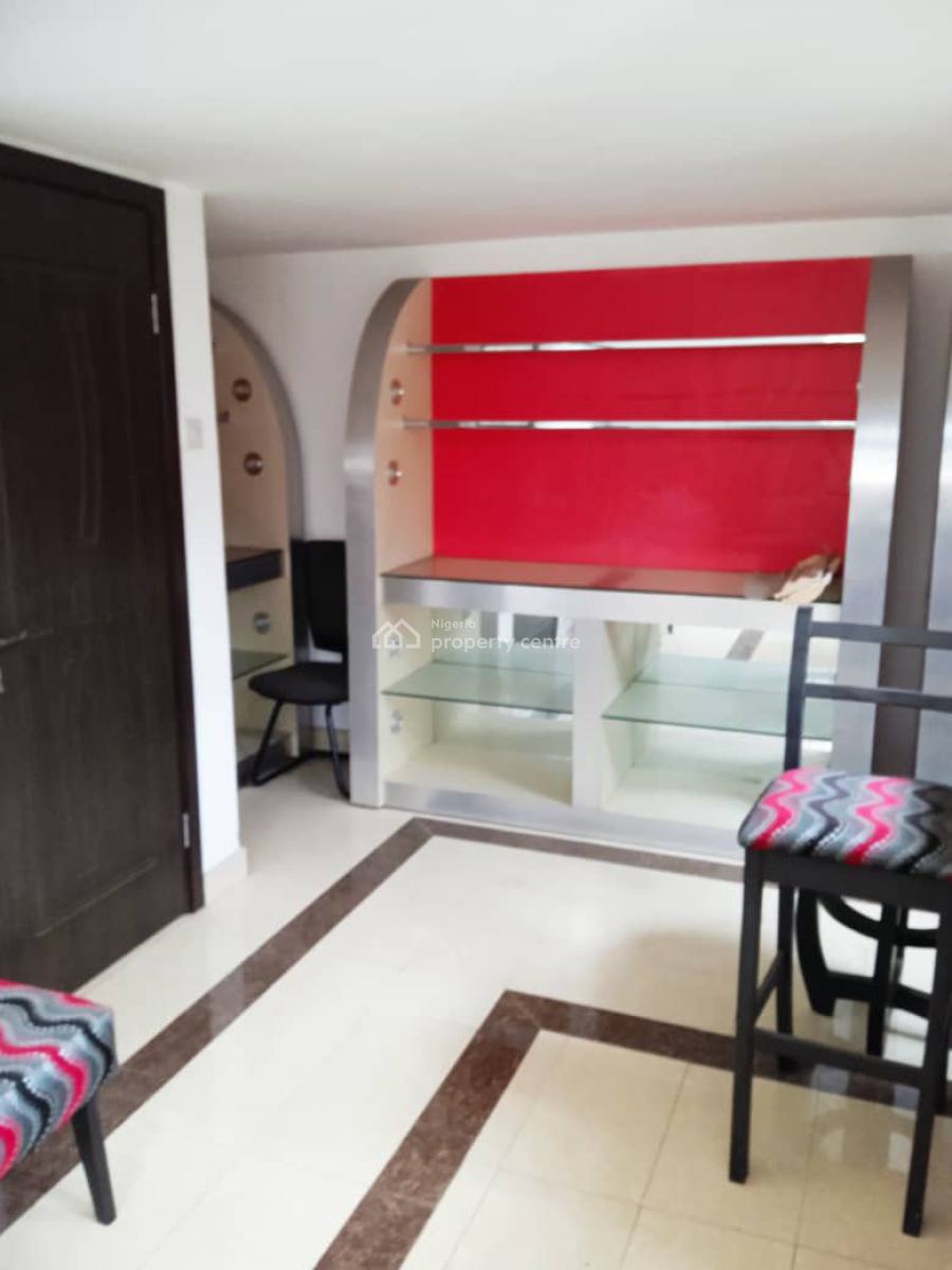 Shop, Around Alade Market, Ikeja, Lagos, Shop for Rent