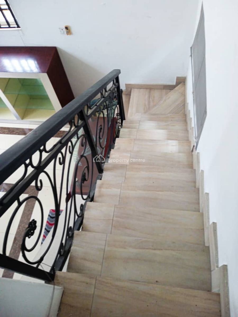 Shop, Around Alade Market, Ikeja, Lagos, Shop for Rent