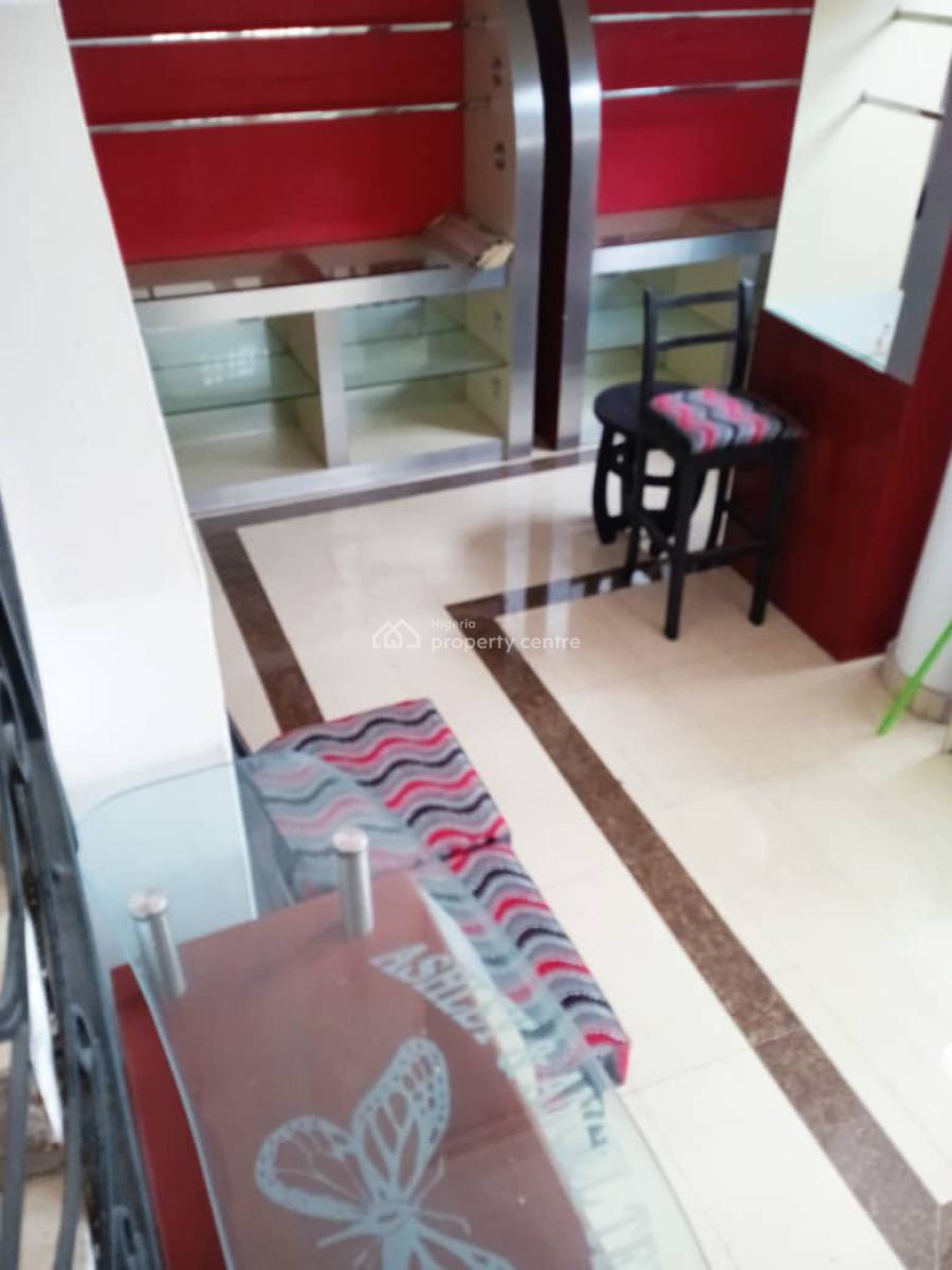 Shop, Around Alade Market, Ikeja, Lagos, Shop for Rent