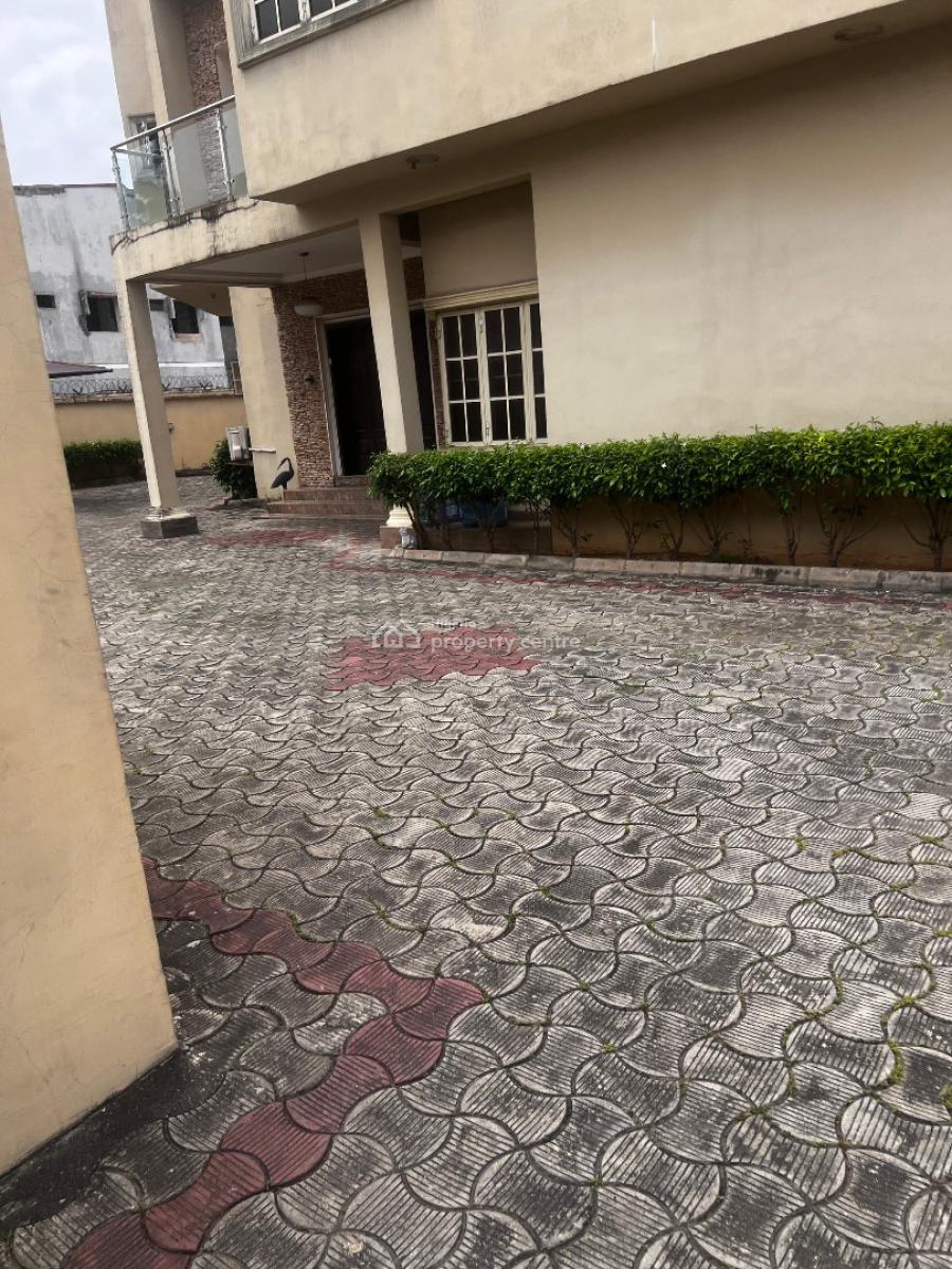 Land Measuring 1400sqm Off Admiralty Road Lekki Phase 1 Available, Lekki Phase 1 Lekki Lagos, Lekki Phase 1, Lekki, Lagos, Mixed-use Land for Sale