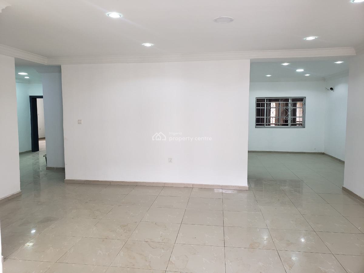 Spacious 3 Bedroom Flat, Legislative Quarters, Apo, Abuja, Flat / Apartment for Rent