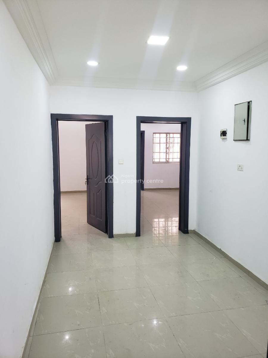 Spacious 3 Bedroom Flat, Legislative Quarters, Apo, Abuja, Flat / Apartment for Rent