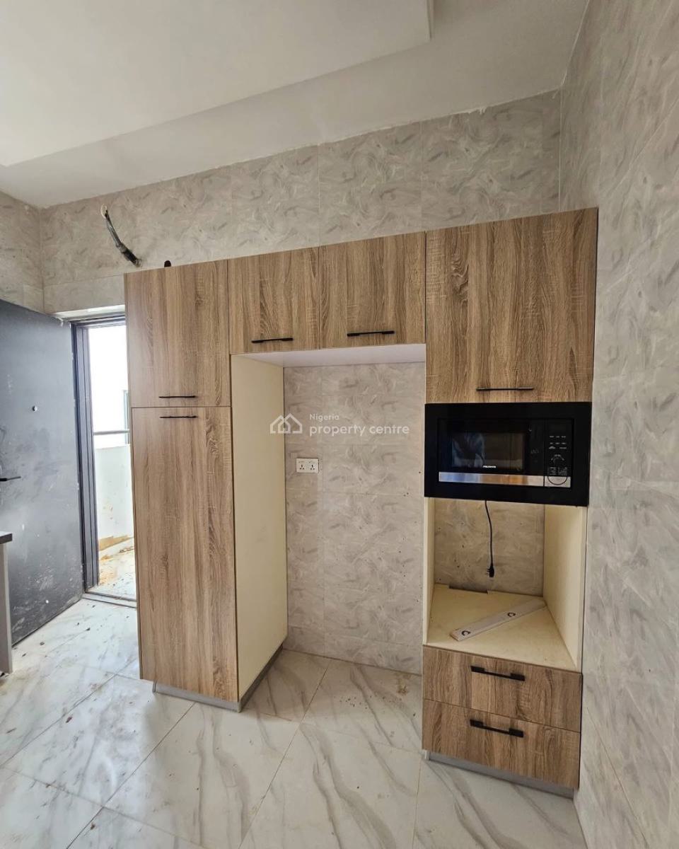 a Luxury Spacious 3 Bedroom in a Prime Location, Adeniyi Jones, Ikeja, Lagos, Flat / Apartment for Sale