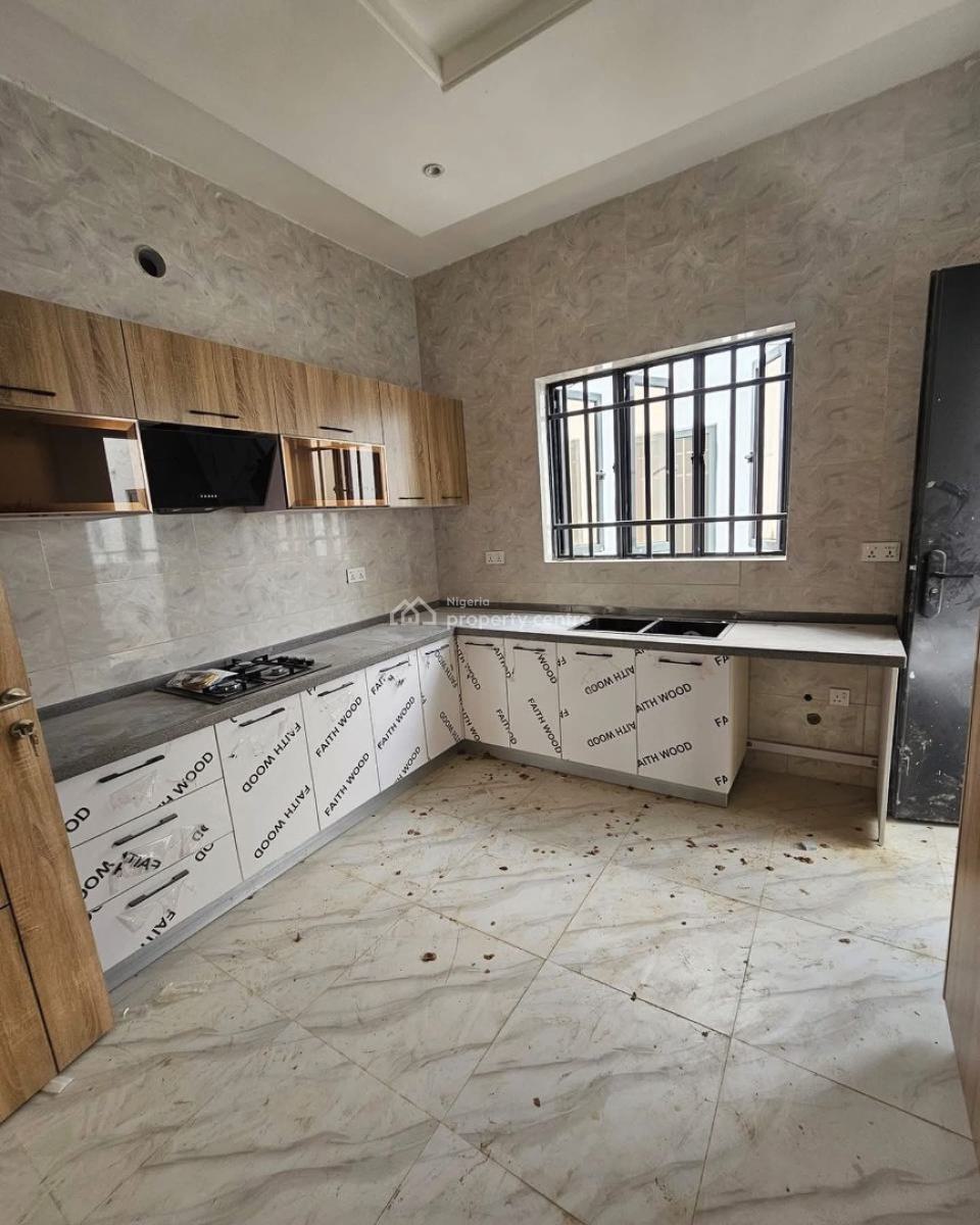 a Luxury Spacious 3 Bedroom in a Prime Location, Adeniyi Jones, Ikeja, Lagos, Flat / Apartment for Sale