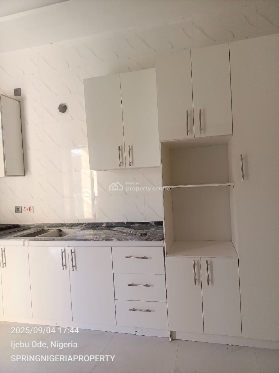 Brandnew Luxury 2bedroom Flat Upstairs, After Lagos Business School, Sangotedo, Ajah, Lagos, Flat / Apartment for Rent
