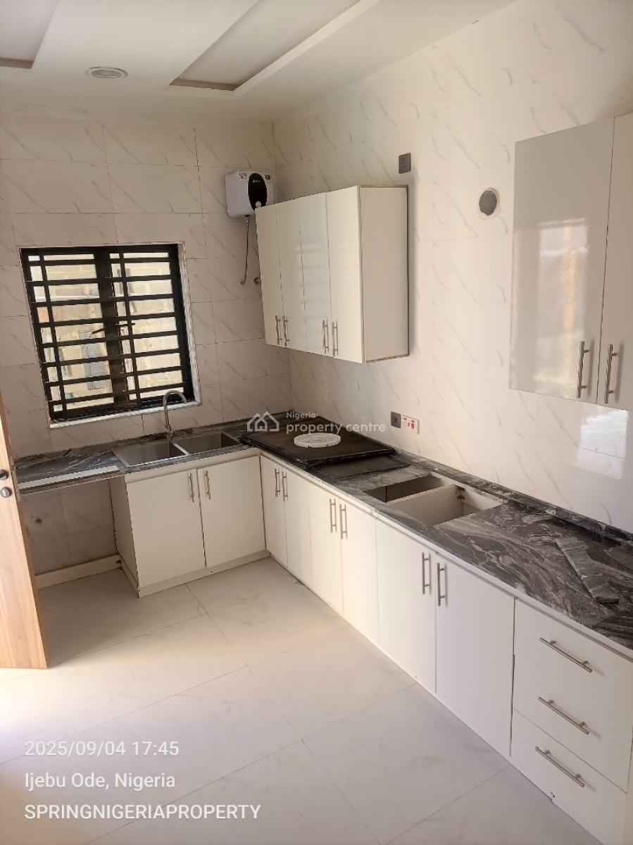 Brandnew Luxury 2bedroom Flat Upstairs, After Lagos Business School, Sangotedo, Ajah, Lagos, Flat / Apartment for Rent