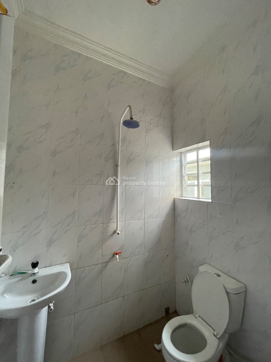 Spacious One Bedroom Mini Toilet with Visitor Toilet in an Estate, Bogije Ibeju Lekki Lagos, Bogije, Ibeju Lekki, Lagos, Mini Flat (room and Parlour) for Rent