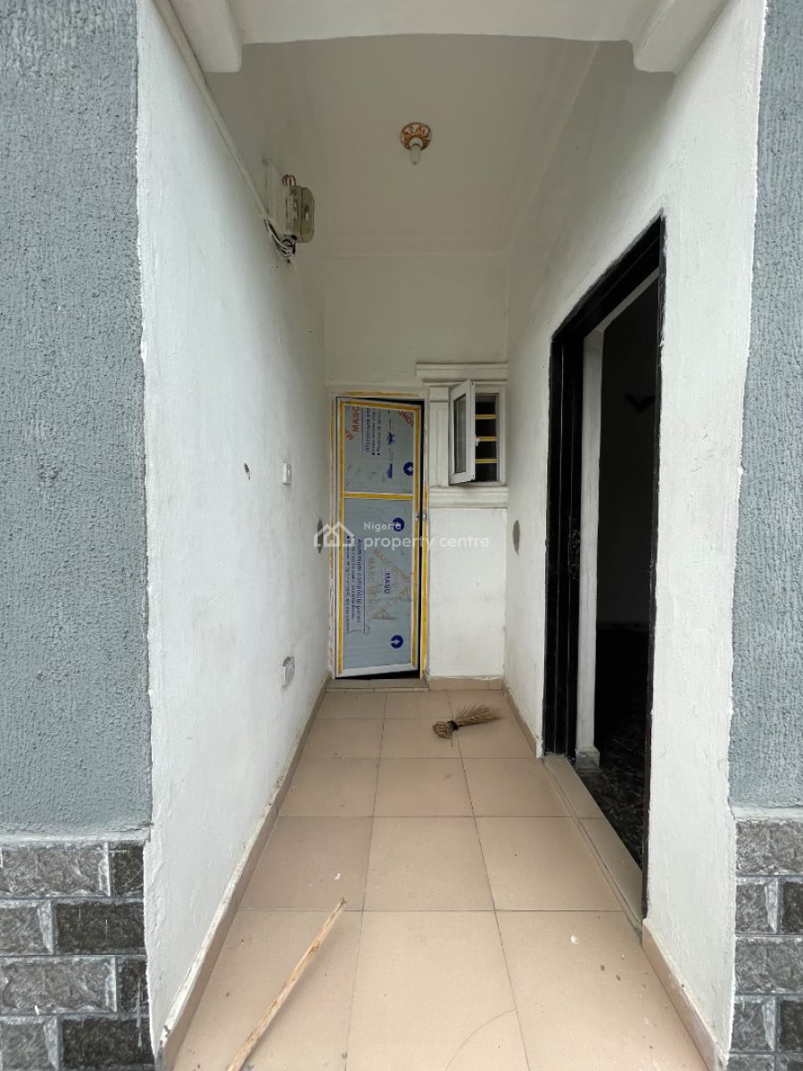 Spacious One Bedroom Mini Toilet with Visitor Toilet in an Estate, Bogije Ibeju Lekki Lagos, Bogije, Ibeju Lekki, Lagos, Mini Flat (room and Parlour) for Rent