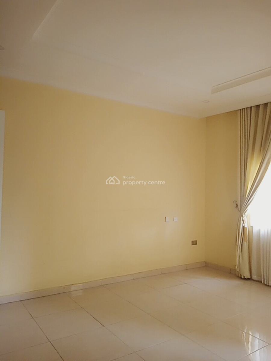 Luxury Spacious 4 Bedroom Duplex with Bq, National Assembly Quarters Zone D, Apo, Abuja, Terraced Duplex for Rent