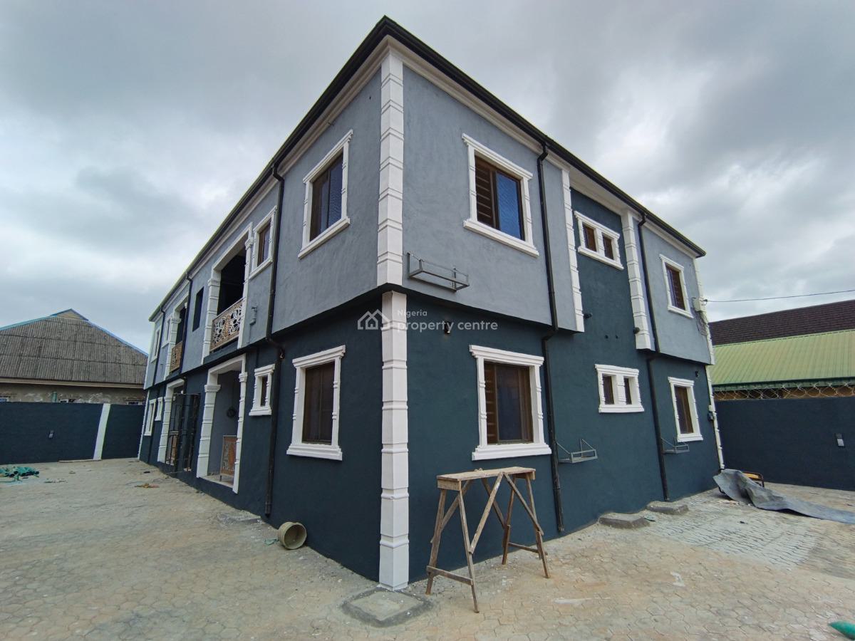 2 Bedroom Flat, Ginti Axis, Ikorodu, Lagos, Flat / Apartment for Rent